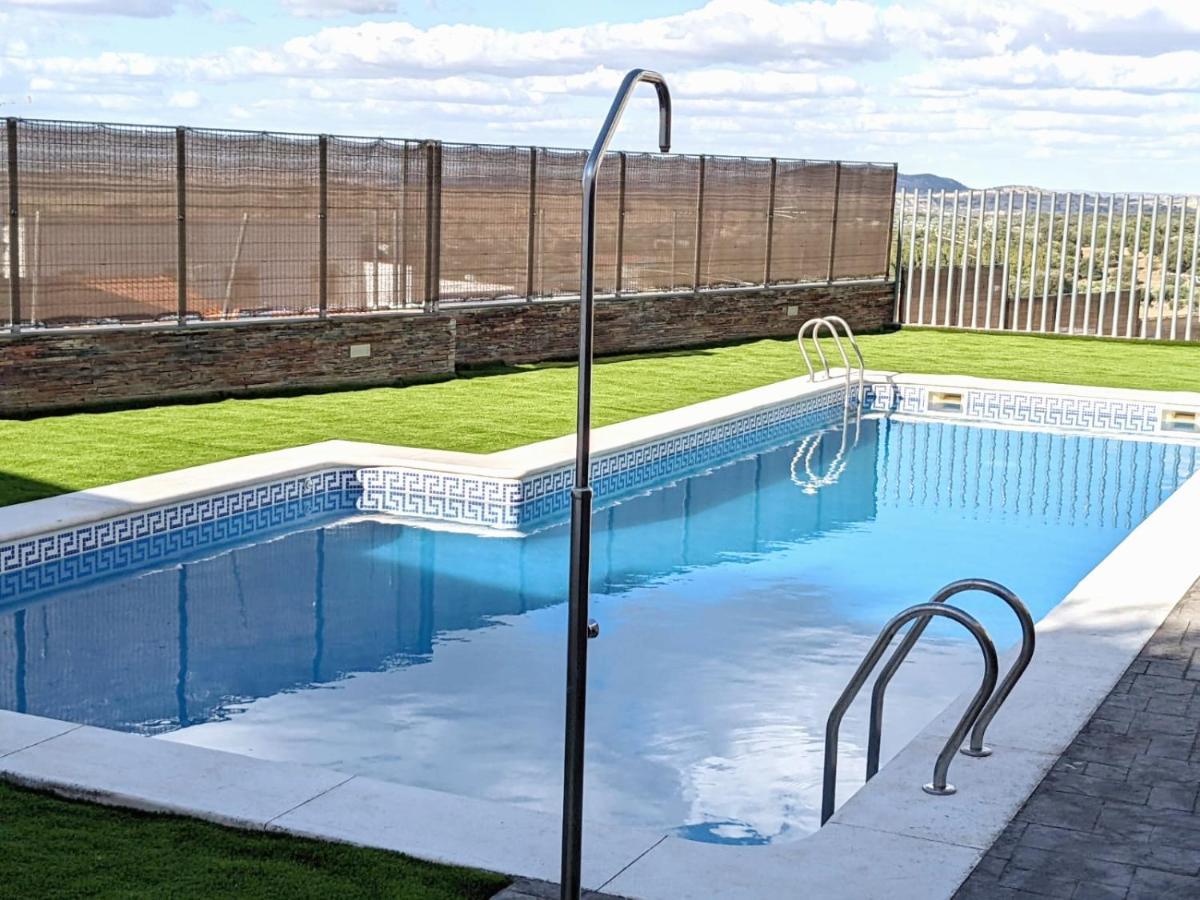 Segura de León La Martela De Segura Apartamento Rural Piscina מראה חיצוני תמונה
